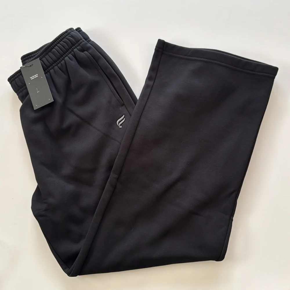 Fabletics Cozy Fleece Wide Leg Sweatpant in Black - Picture 6 of 8